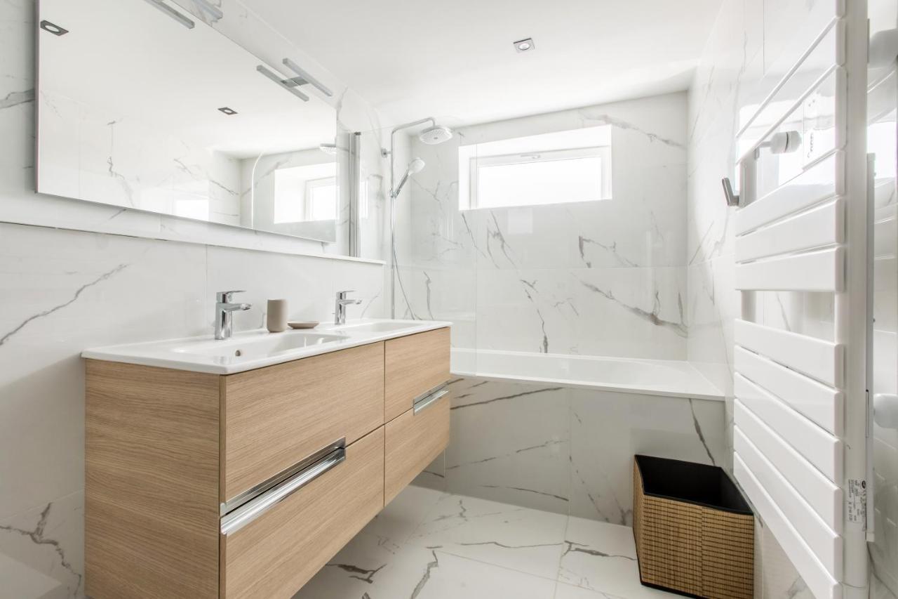 Appartement Spacieux Et Moderne 4 Chambres A 5Mn A Pieds Republique Lille Ngoại thất bức ảnh